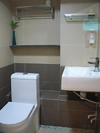 Empire Commercial Hotel