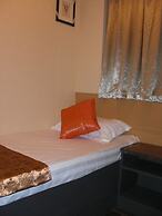 Empire Commercial Hotel