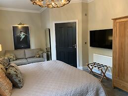 The Wheatsheaf Hotel Sandbach