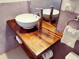 Raratonga Hotel &  Apartments