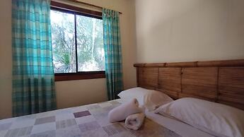 Raratonga Hotel &  Apartments