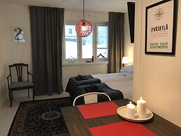 Green Door Apartments