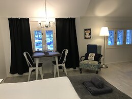 Green Door Apartments