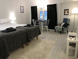 Green Door Apartments