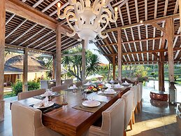 Mannao Estate by Villa Finder