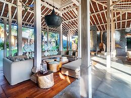 Mannao Estate by Villa Finder