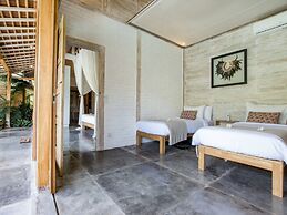 Mannao Estate by Villa Finder