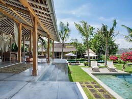 Mannao Estate by Villa Finder