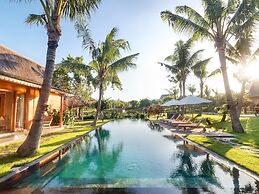 Mannao Estate by Villa Finder