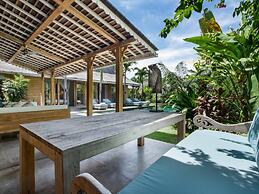 Mannao Estate by Villa Finder