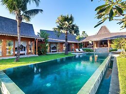 Mannao Estate by Villa Finder