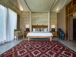 Mannao Estate by Villa Finder