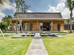 Mannao Estate by Villa Finder