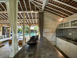 Mannao Estate by Villa Finder