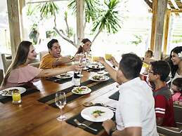 Mannao Estate by Villa Finder