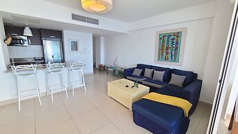 Las Olas by Destinos 1A