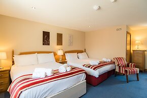 Gwesty'r Marine Hotel & Spa