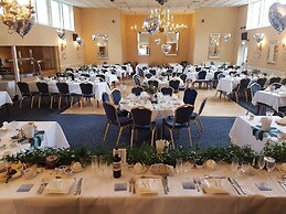 Gwesty'r Marine Hotel & Spa