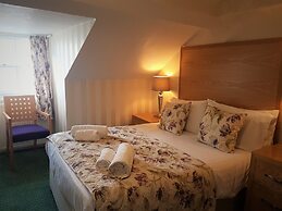 Gwesty'r Marine Hotel & Spa