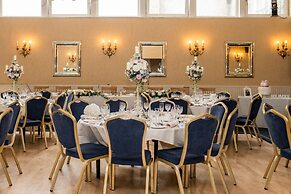 Gwesty'r Marine Hotel & Spa