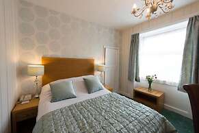 Gwesty'r Marine Hotel & Spa