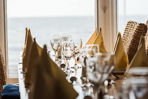 Gwesty'r Marine Hotel & Spa