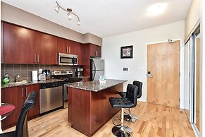 Applewood Suites - Luxury Condo