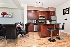 Applewood Suites - Luxury Condo