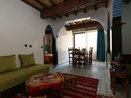 Roches Aremd - Hostel