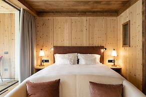 Latemar Hotel Suites & Spa