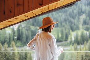 Latemar Hotel Suites & Spa
