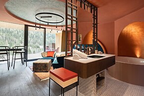 Latemar Hotel Suites & Spa