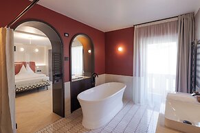 Latemar Hotel Suites & Spa