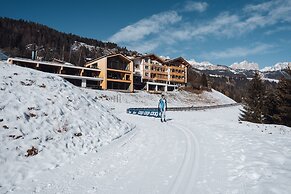 Latemar Hotel Suites & Spa