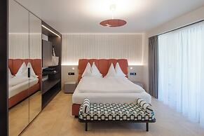 Latemar Hotel Suites & Spa