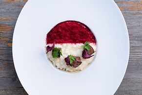 Latemar Hotel Suites & Spa