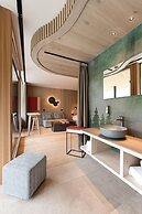 Latemar Hotel Suites & Spa