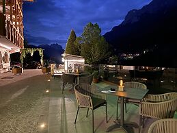 Latemar Hotel Suites & Spa