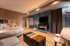 Latemar Hotel Suites & Spa