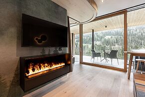 Latemar Hotel Suites & Spa