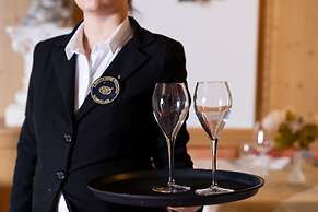 Latemar Hotel Suites & Spa