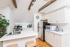 Applewood Suites - Palmerston Avenue