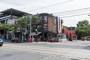 Applewood Suites - Palmerston Avenue