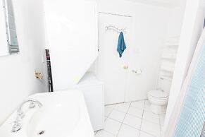 Applewood Suites - Palmerston Avenue