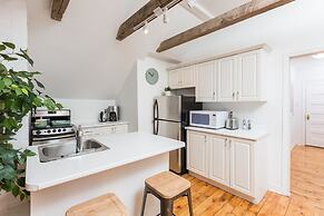 Applewood Suites - Palmerston Avenue