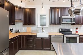 Applewood Suites - Kensington Market