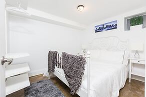 Applewood Suites - Kensington Market