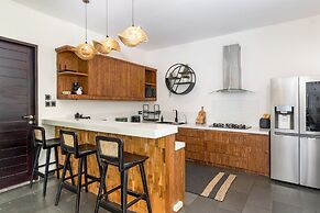 Villa Suvitha by Villa Finder