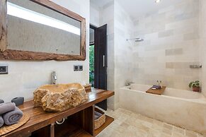 Villa Suvitha by Villa Finder