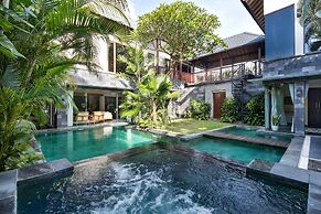 Villa Suvitha by Villa Finder